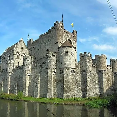 Burgstraat 17 In Exclusive Patrician House In Medieval 4* Gent